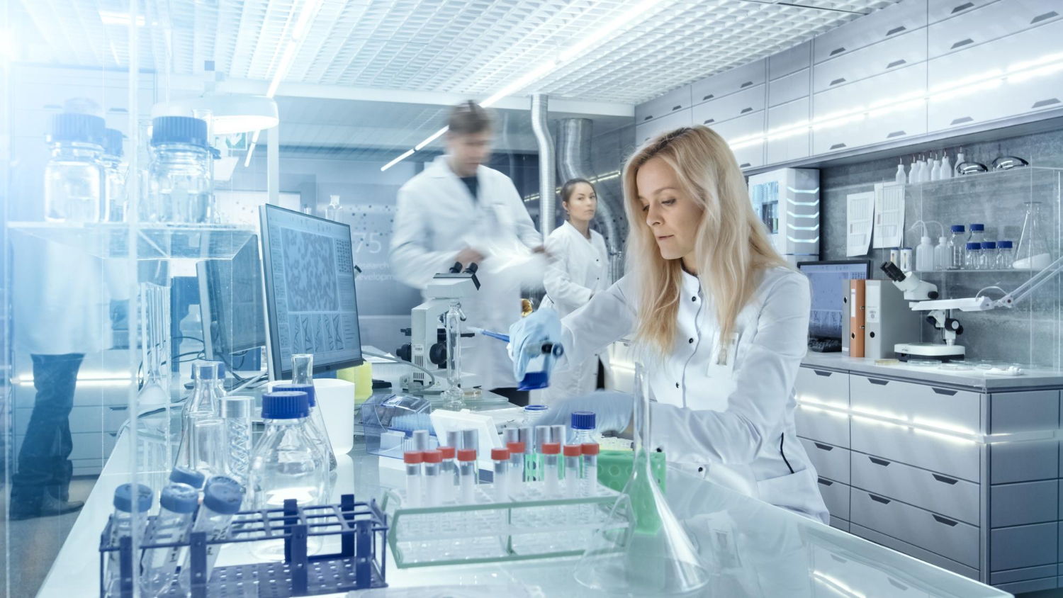 BADANIA NAD NOWĄ GENERACJĄ PRODUKTÓW